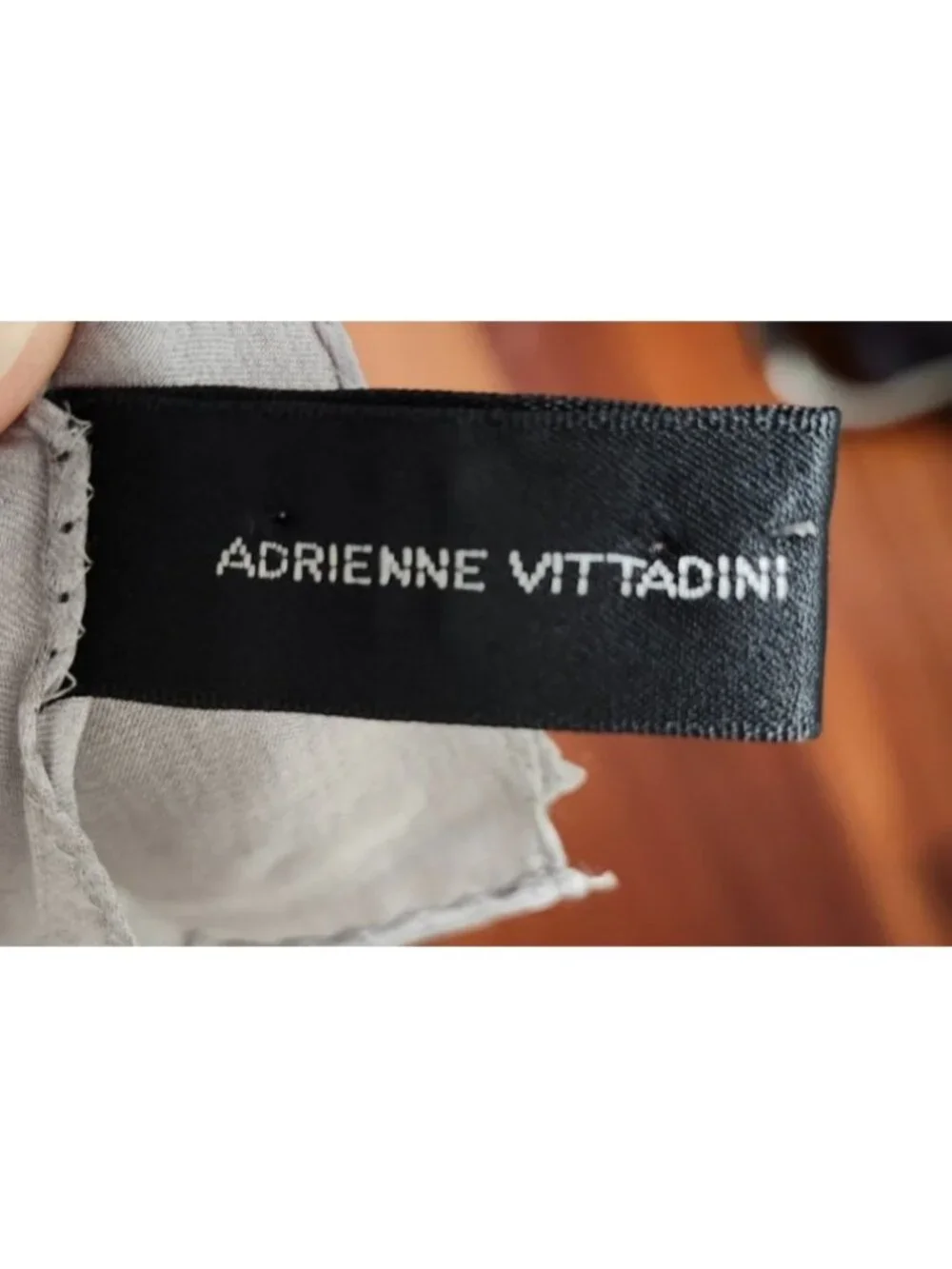 Adrienne Vittadini 100% Silk Scarf 34x34 Gray Tan Geometric Circle Print